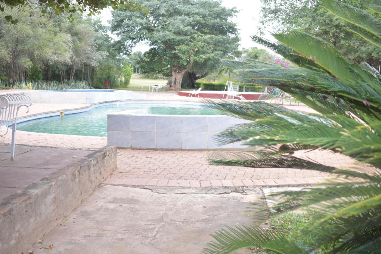 Copacopa Lodge And Conference Centre Punda Maria Exteriör bild