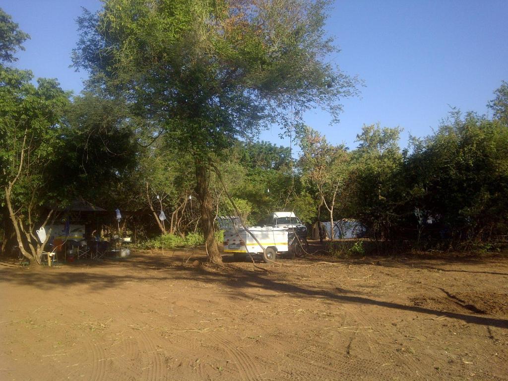 Copacopa Lodge And Conference Centre Punda Maria Exteriör bild
